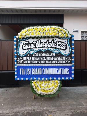 Papan Bunga Duka di Lambara